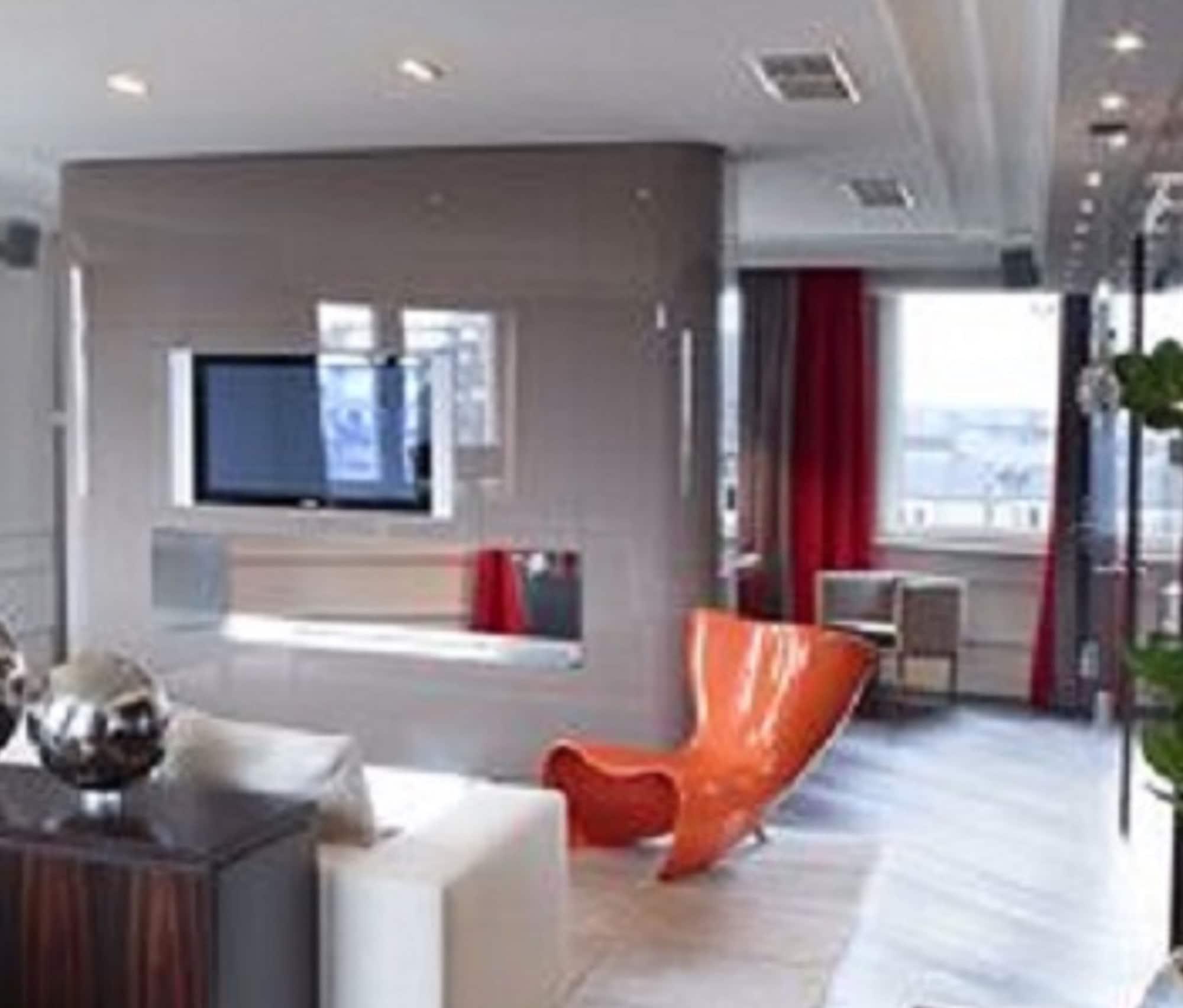 Hilton Grand Place 4* Brüssel
