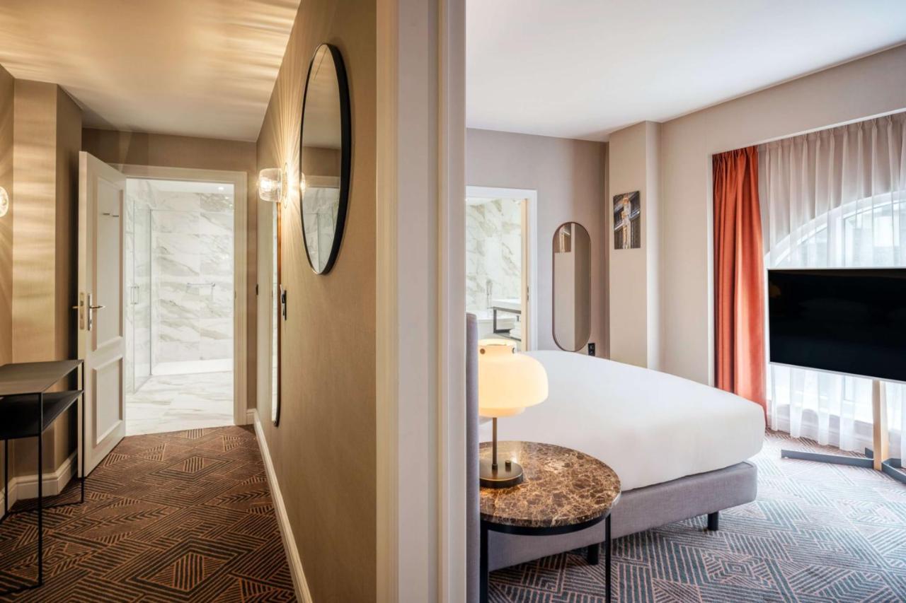 Hotel Hilton Grand Place 4*