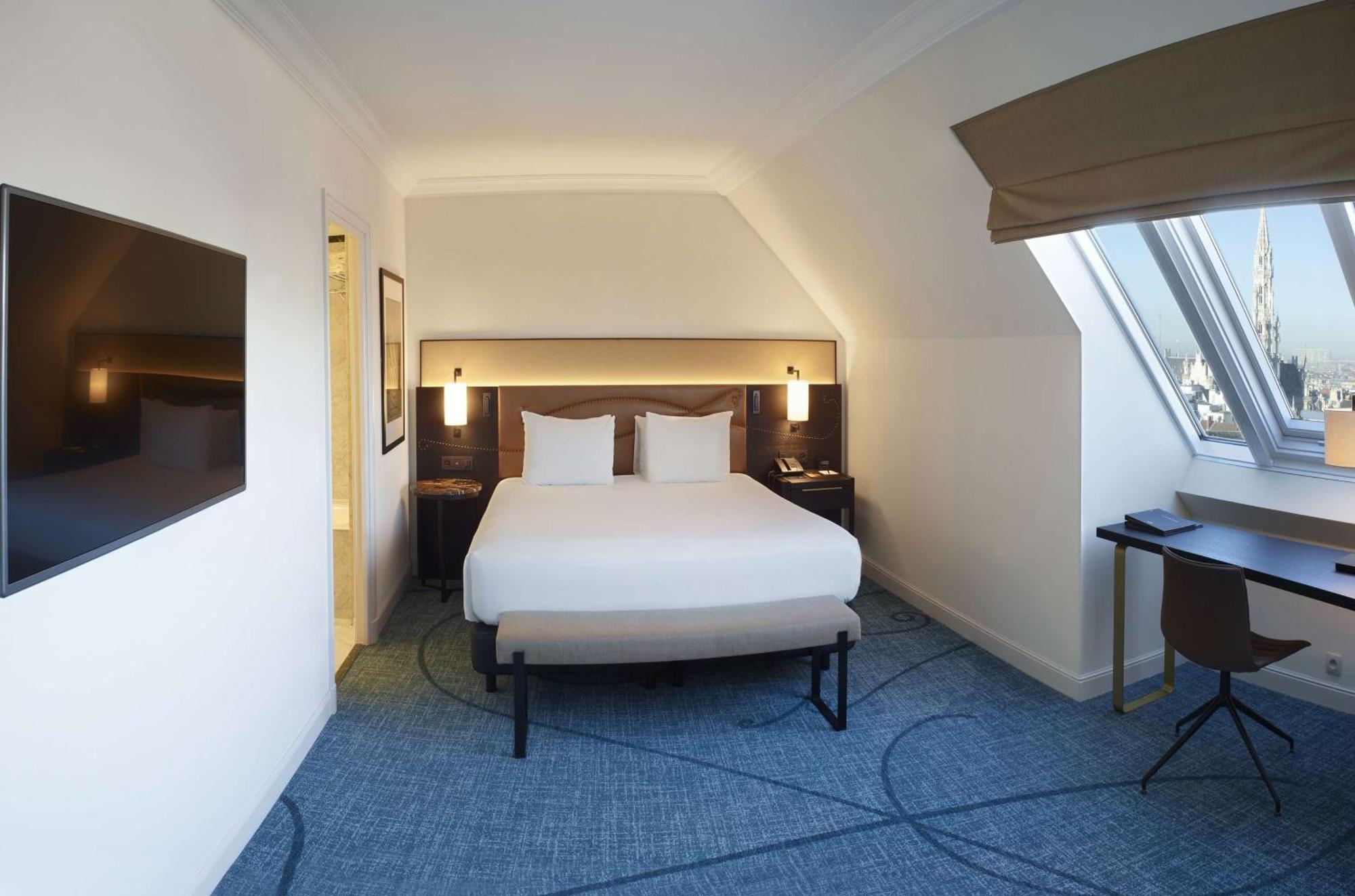 Hilton Grand Place 4* Brüssel